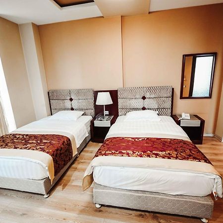 Hotel Arifi Shkodër エクステリア 写真