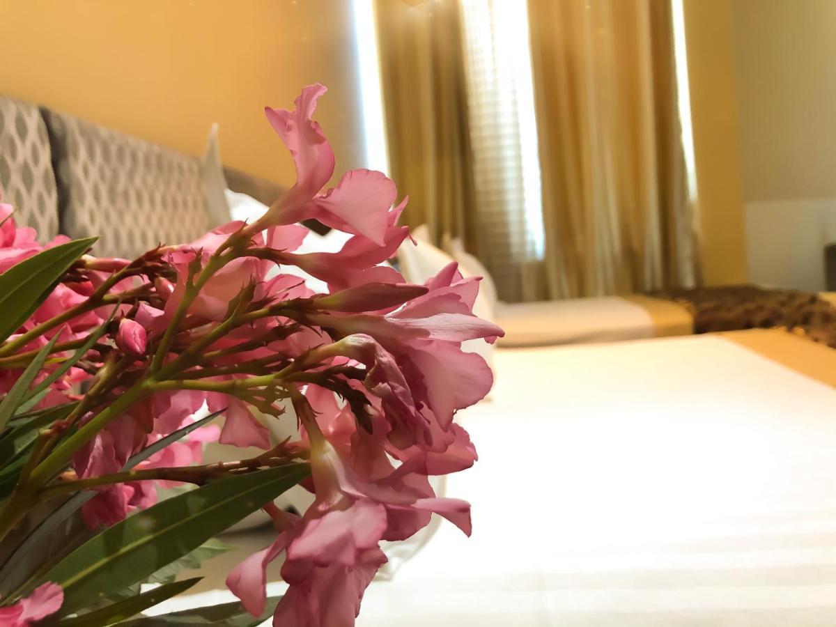 Hotel Arifi Shkodër エクステリア 写真