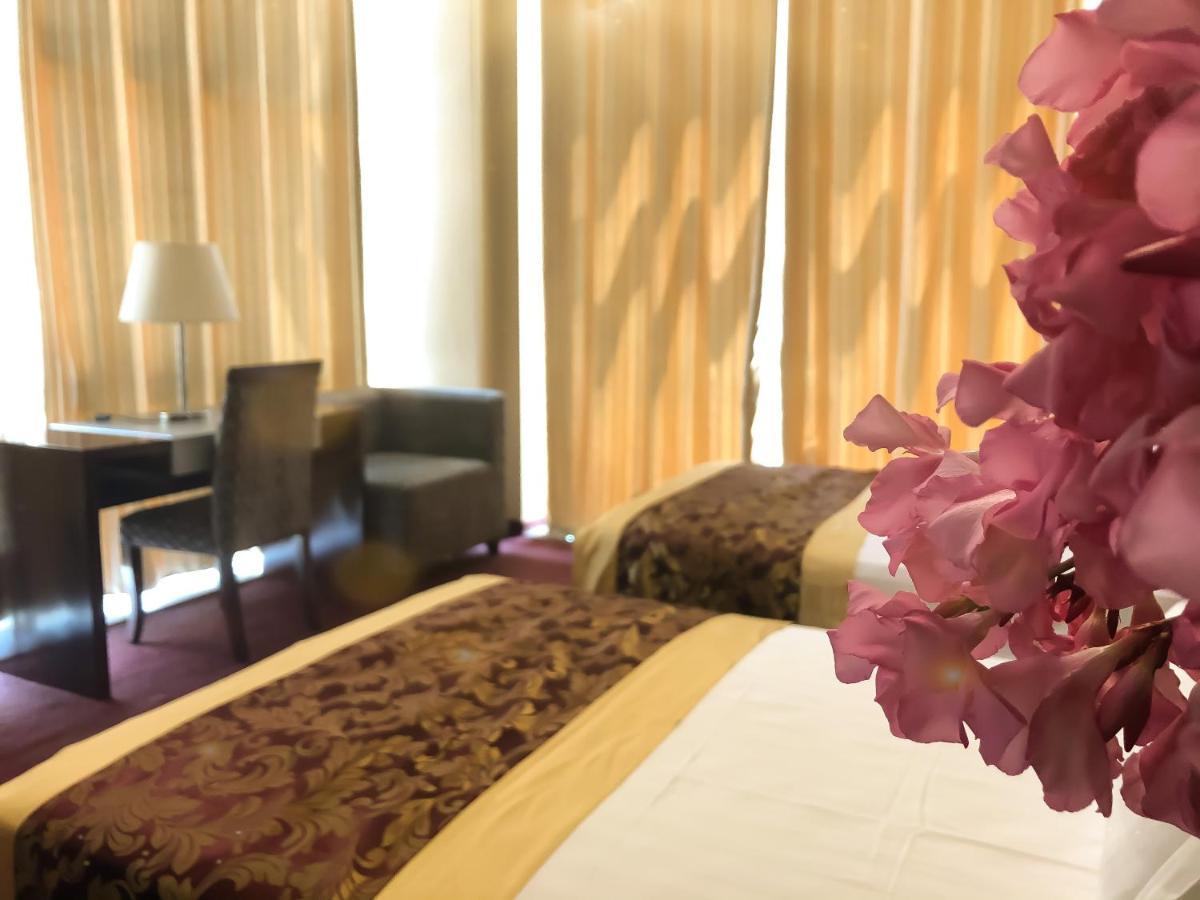 Hotel Arifi Shkodër エクステリア 写真
