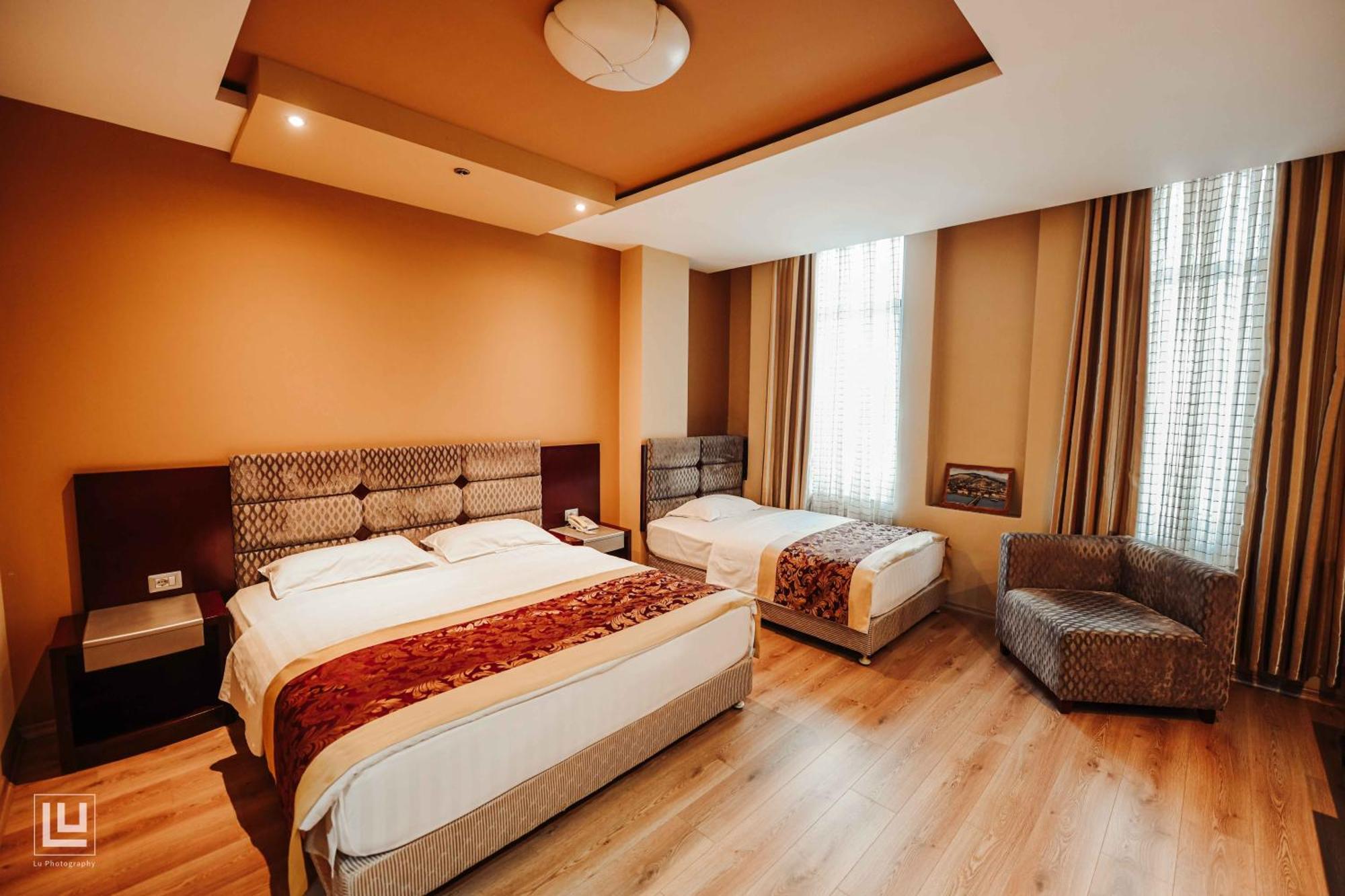 Hotel Arifi Shkodër エクステリア 写真